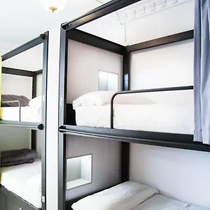 Albergue Onefam Catedral